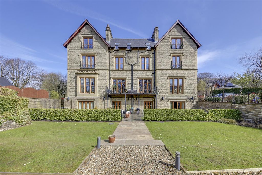 Property photo 2 of 41 Rear Elevation &amp; Gardens