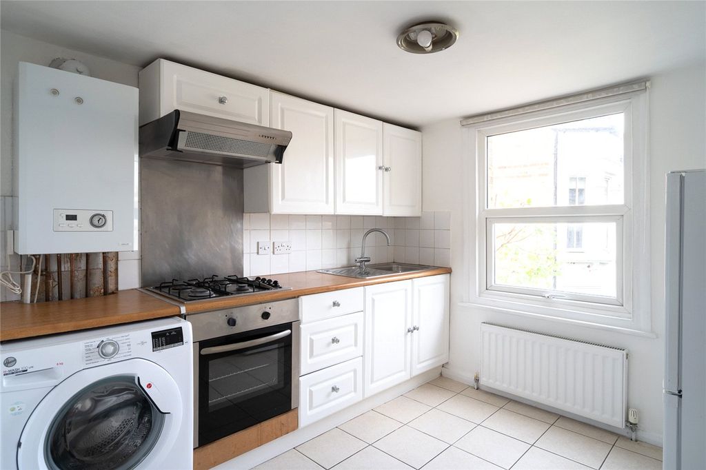 Property photo 2 of 10 Picture No. 05