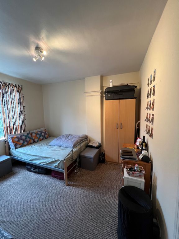 Property photo 2 of 5 Gallery