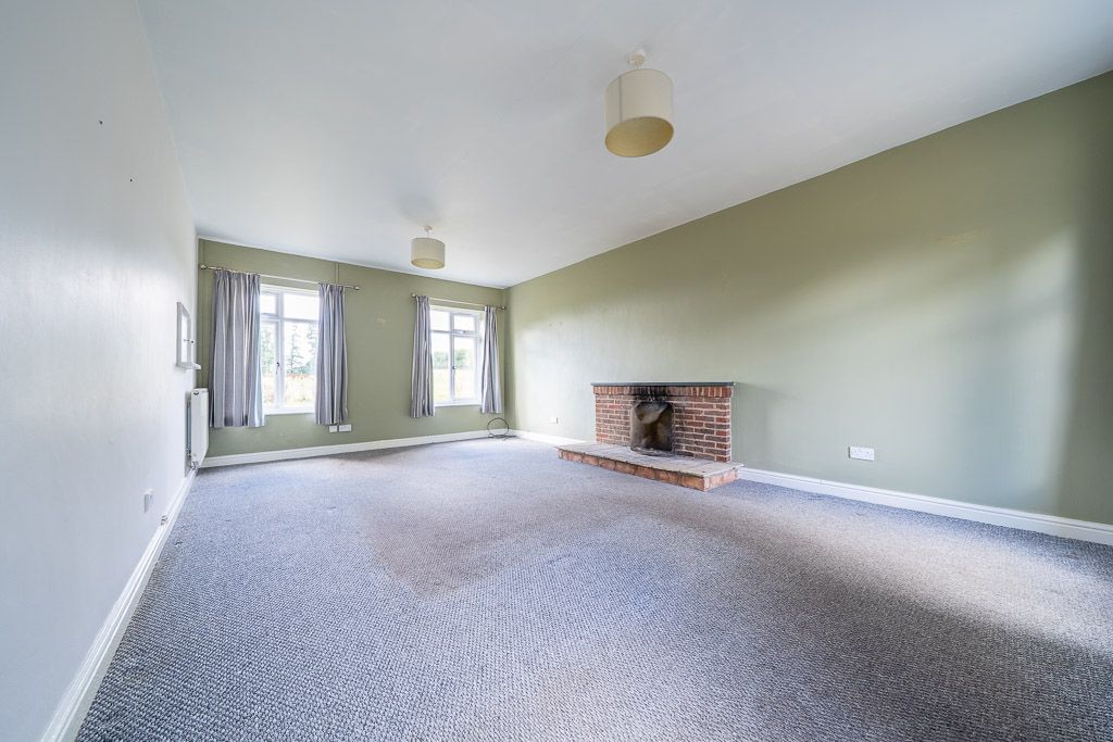 Property photo 3 of 10 Photo 3