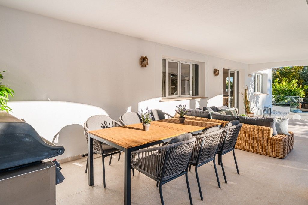 Property photo 3 of 20 Covered Terrace