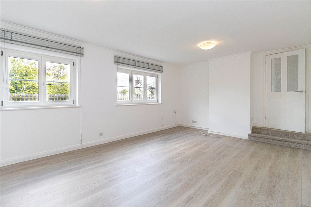 Property photo 2 of 9 Picture No. 03