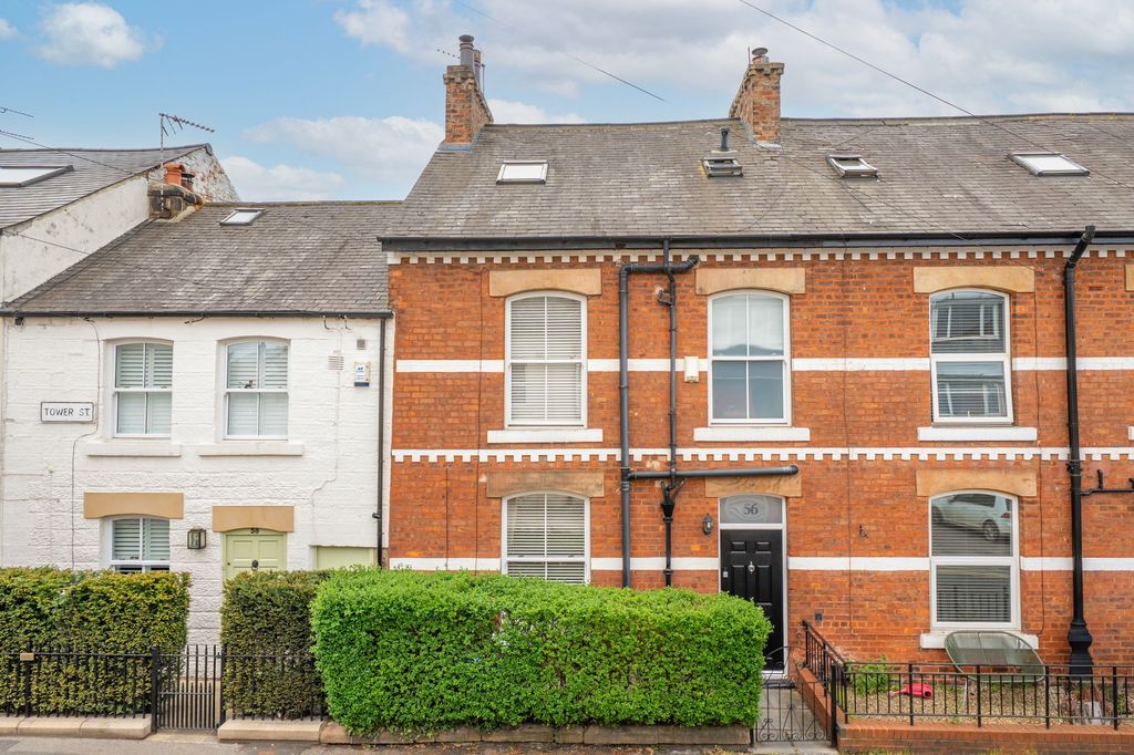 Property photo 1 of 18 1