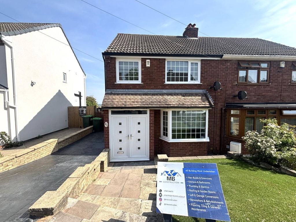 Property photo 1 of 31 83 Ashtree Front 2.Jpeg