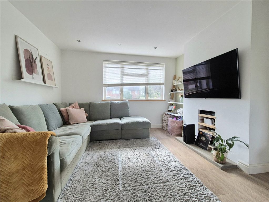 Property photo 3 of 12 Picture No. 04