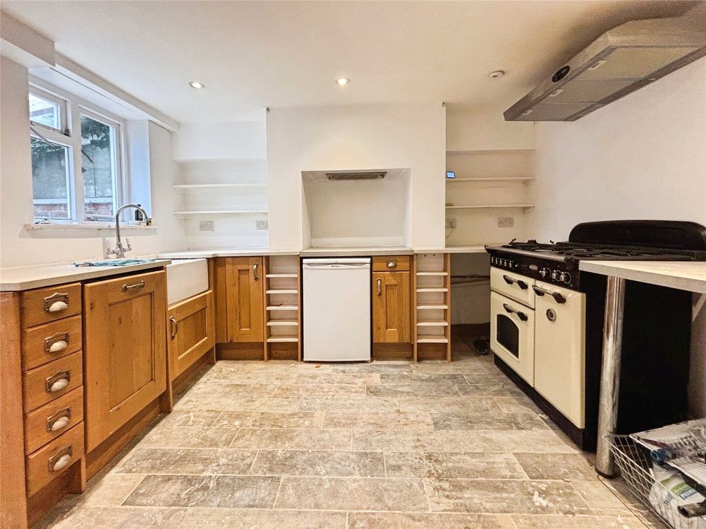 Property photo 3 of 11 Picture No. 38