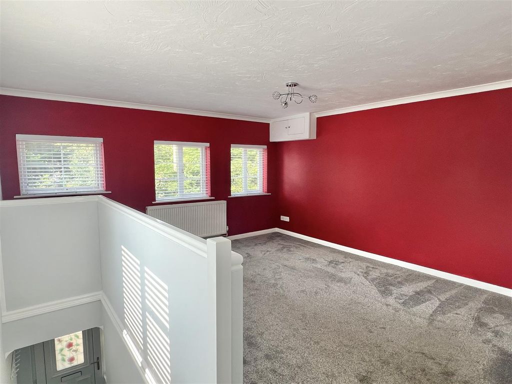 Property photo 3 of 21