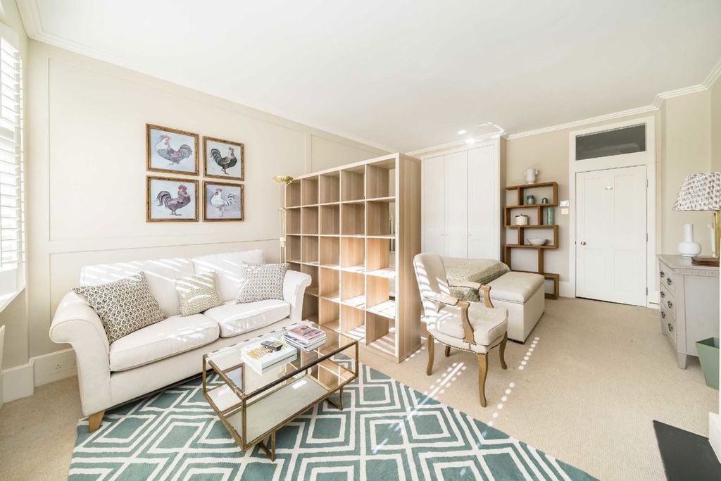 Property photo 3 of 7