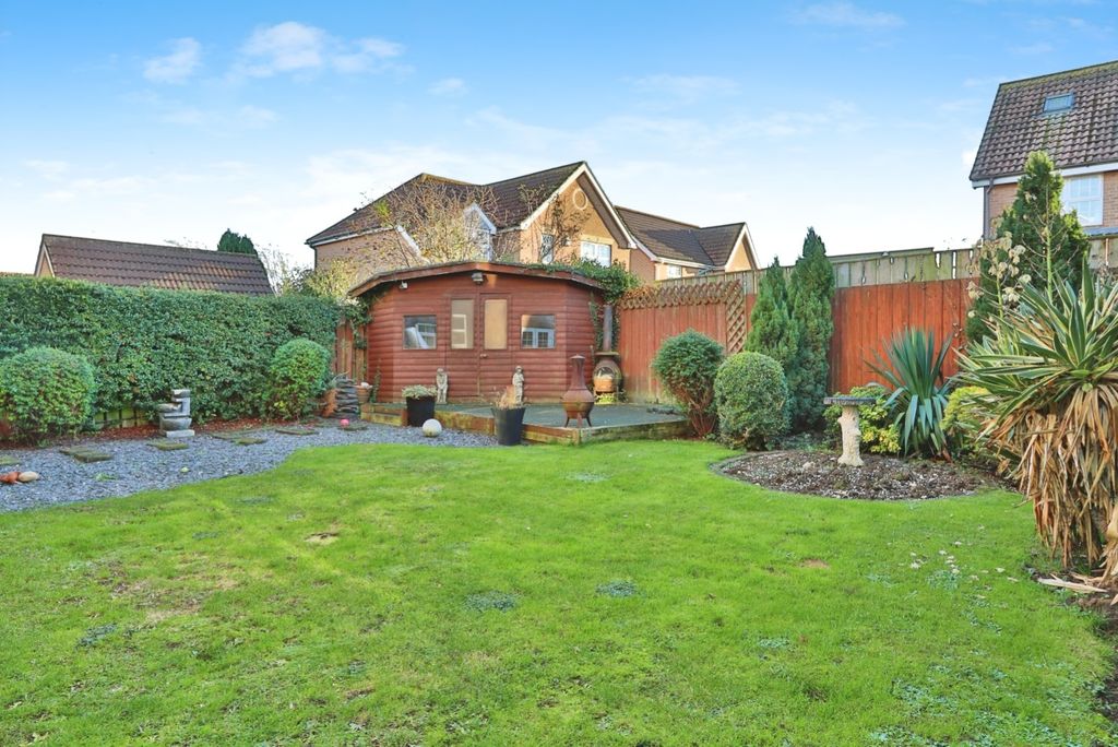 Property photo 2 of 16 3768926