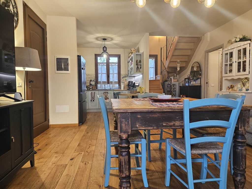 Property photo 1 of 29