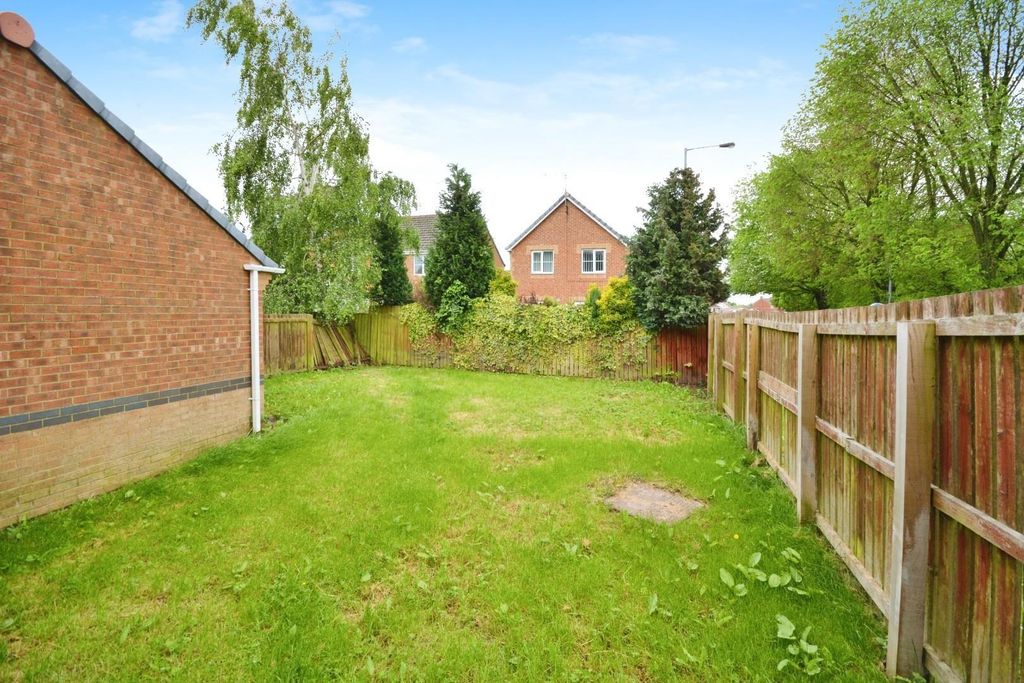 Property photo 3 of 14 Eri-Jky27Eqd0Klzxyproq.Jpg
