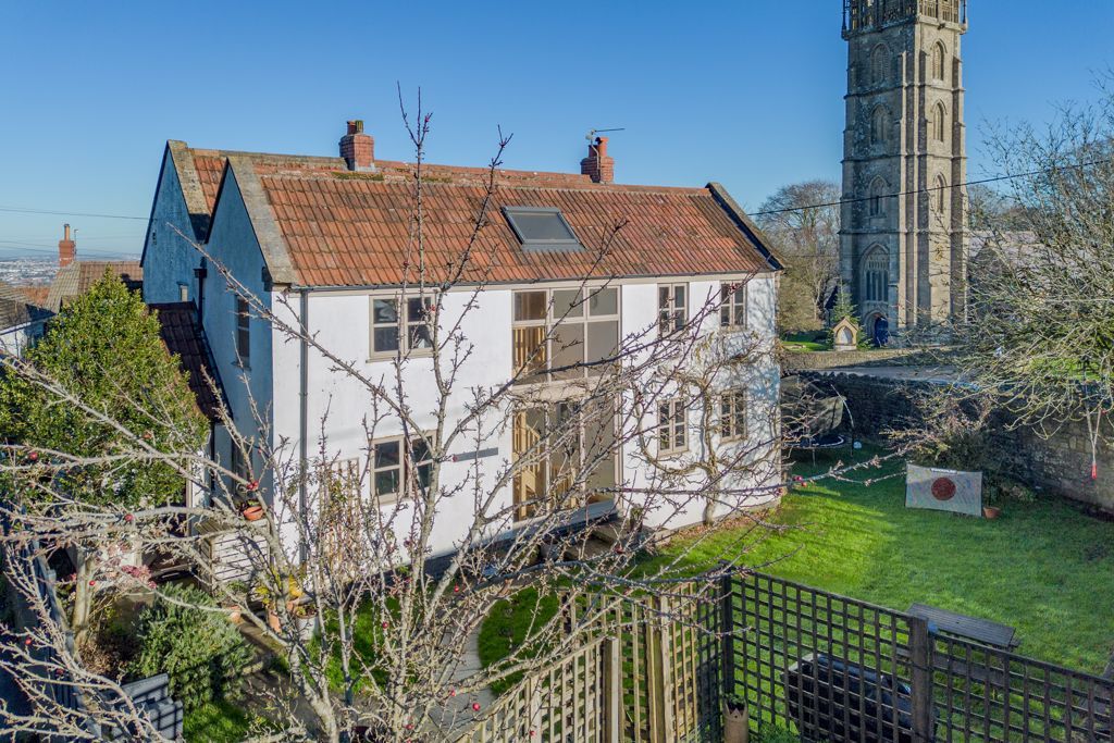 Property photo 2 of 25 Photo 3