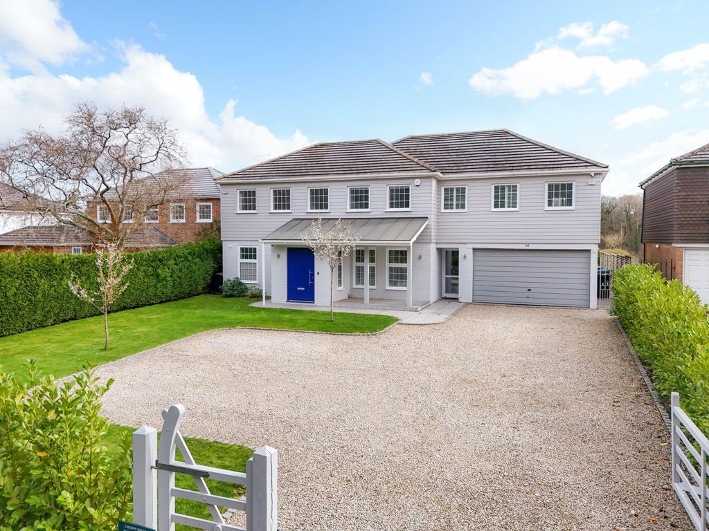 Property photo 3 of 24 Image