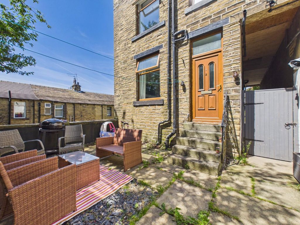 Property photo 1 of 15 Cam01268G0-Pr0487-Still013.Jpg