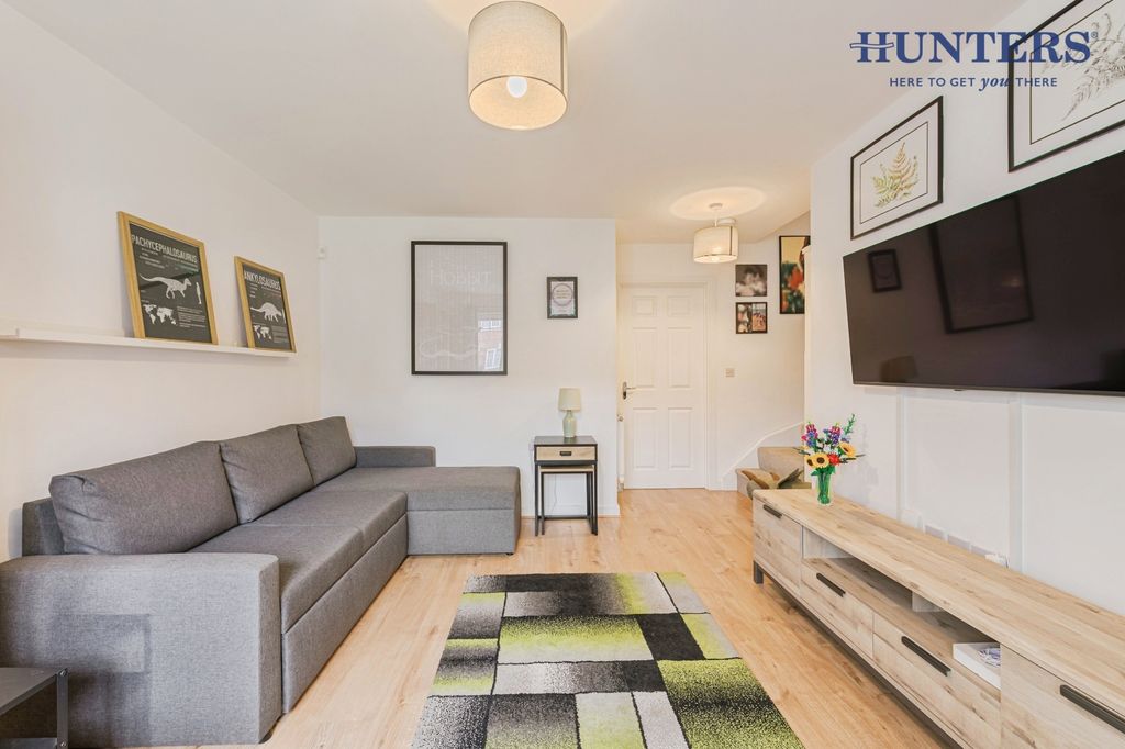 Property photo 3 of 27 Pbox-Img.Jpg
