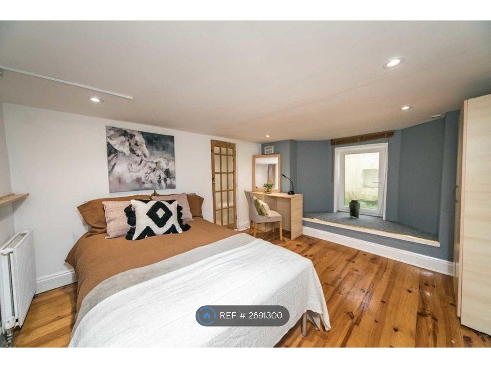 Property photo 1 of 29