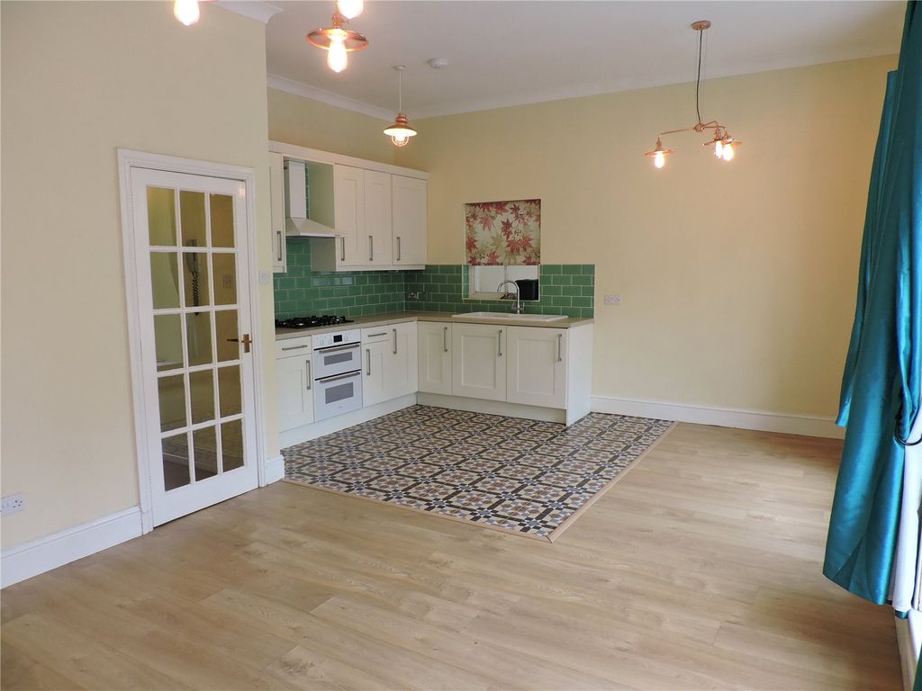 Property photo 2 of 11 Picture No. 01