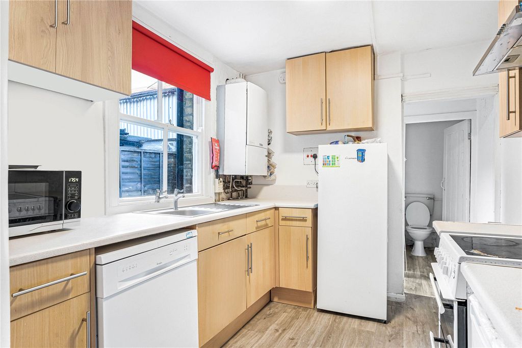 Property photo 2 of 16 Kitchen