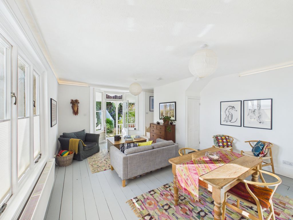 Property photo 3 of 16 Reception/Sitting Room