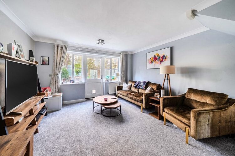 Property photo 3 of 19