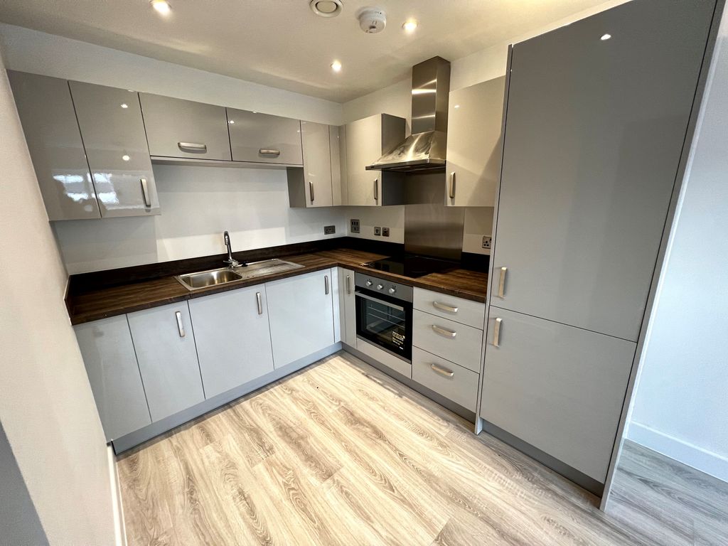 Property photo 2 of 5