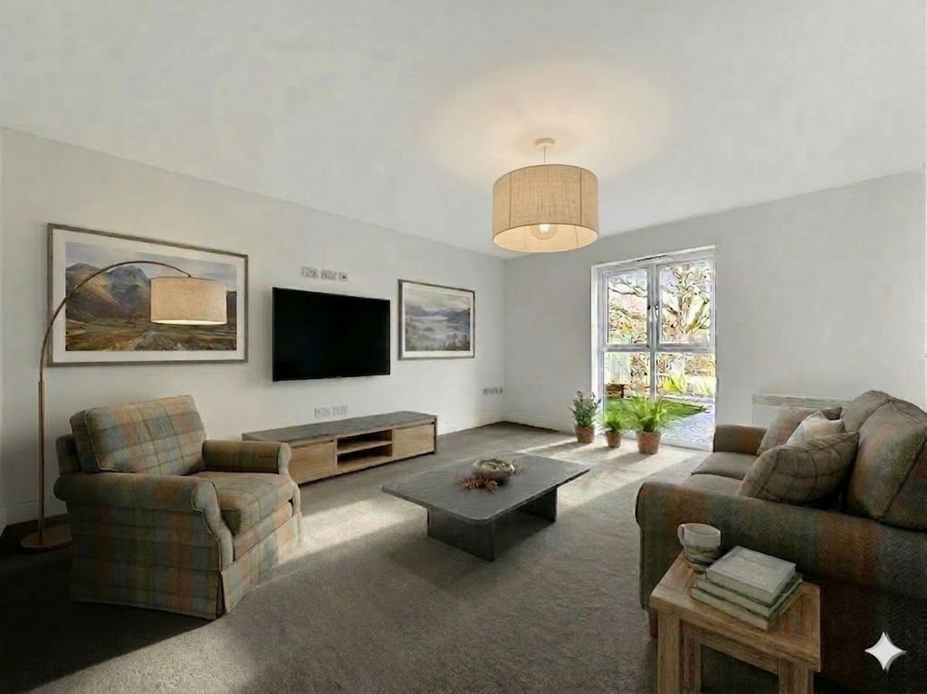 Property photo 3 of 20