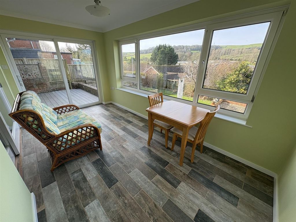 Additional image 9 of 3 bed property to rentSt. Johns Road, Wroxall, Ventnor PO38