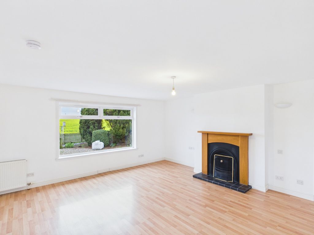 Property photo 2 of 33