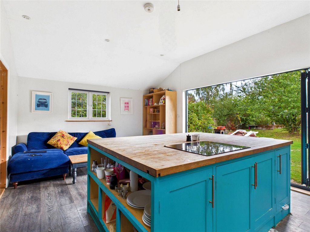 Property photo 3 of 10 Picture No. 04