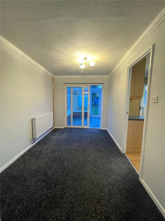 Property photo 2 of 12 Picture No. 04