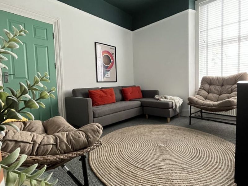 Property photo 2 of 10