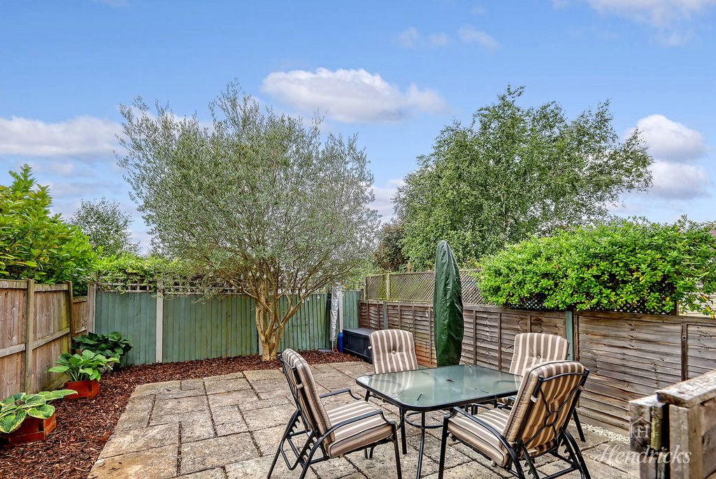 Property photo 2 of 15