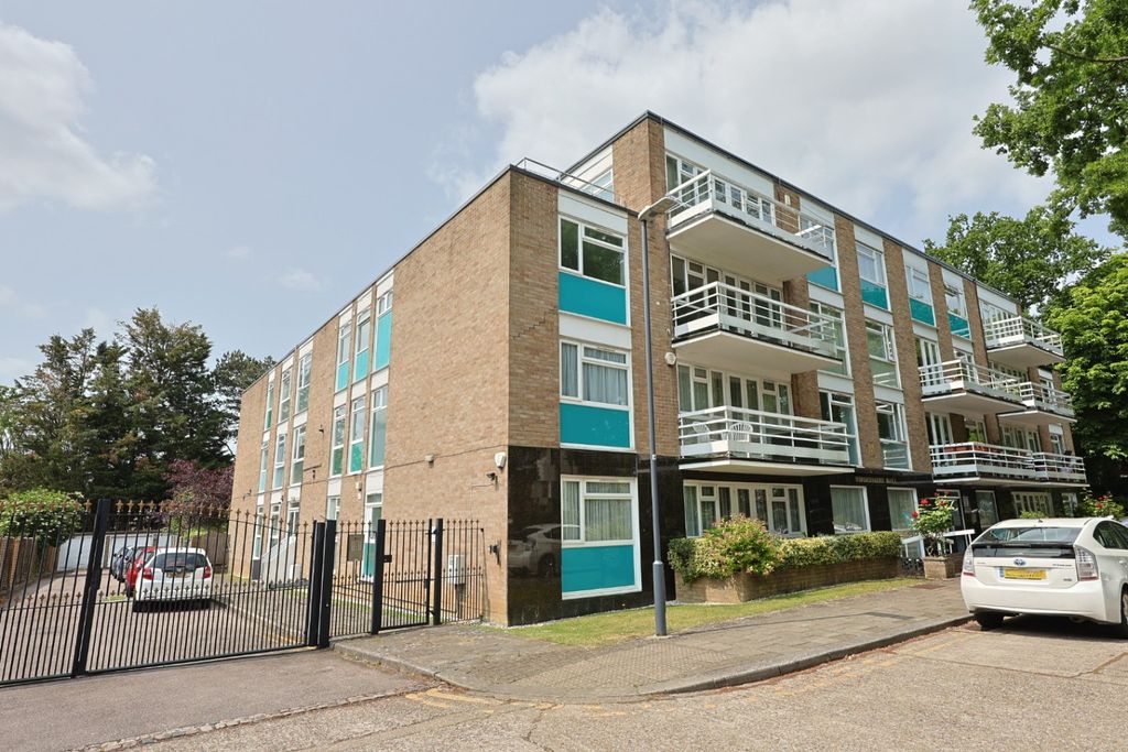 Property photo 1 of 12 2528793