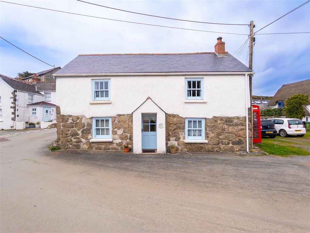 Property photo 2 of 20 The Beach House, Porthallow-08.Jpg