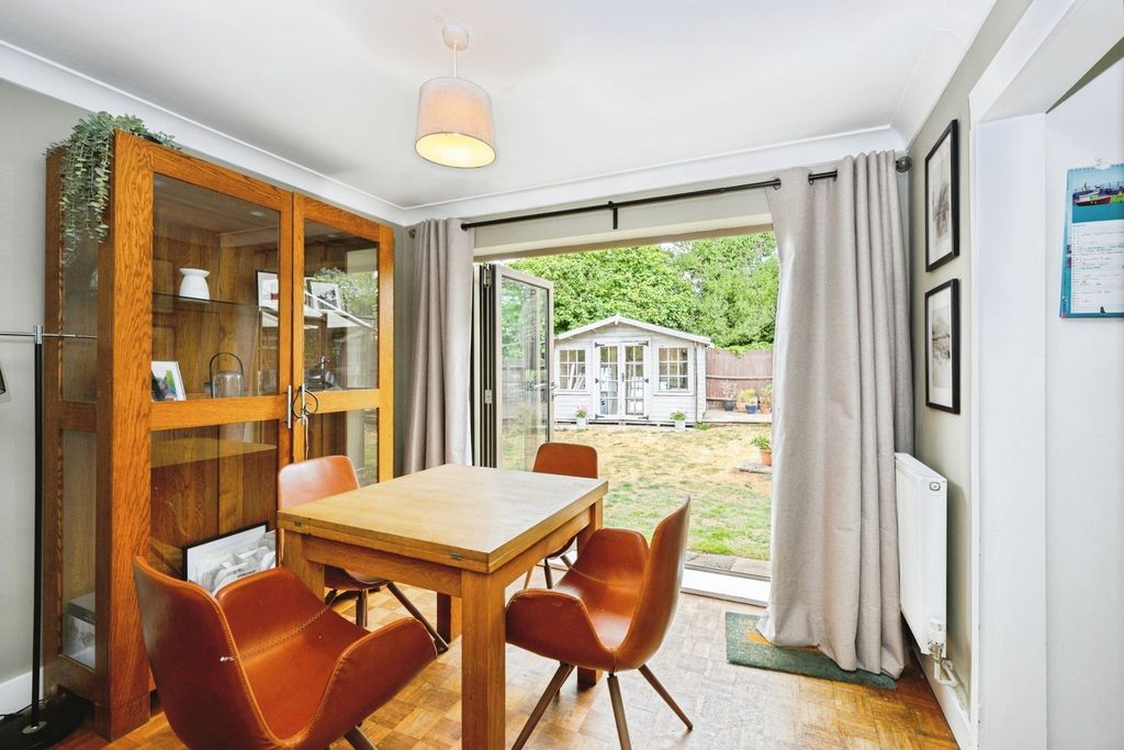 Property photo 3 of 15 Pbox-Img.Jpg