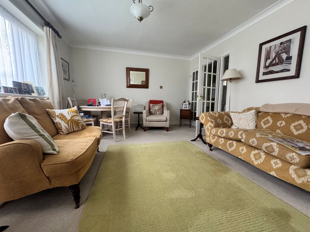 Property photo 3 of 9