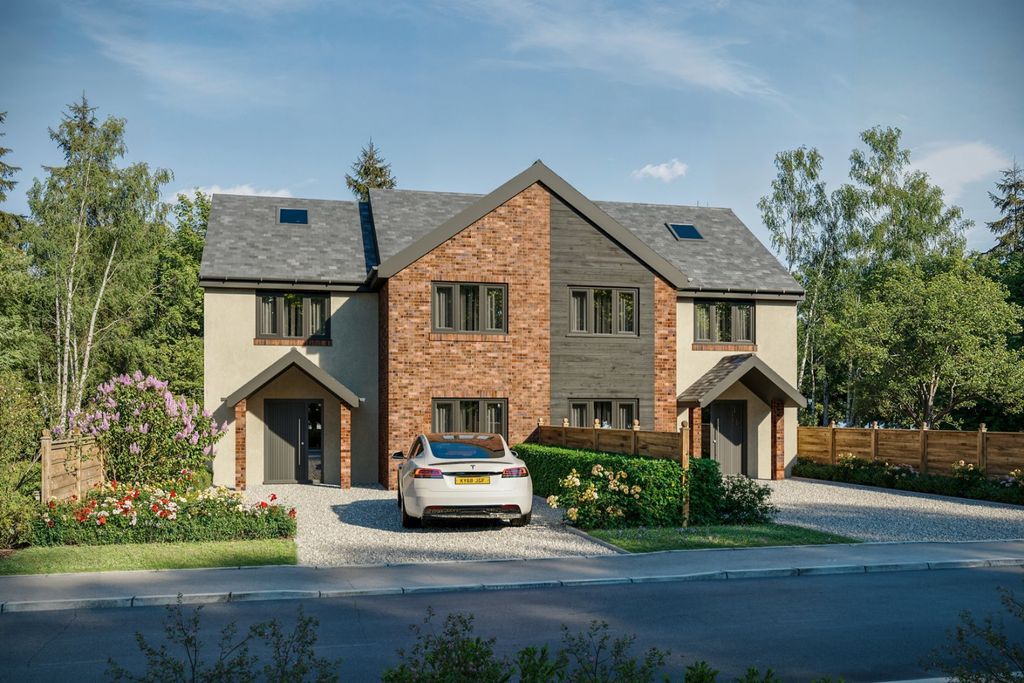 Property photo 1 of 3 Picture No. 14