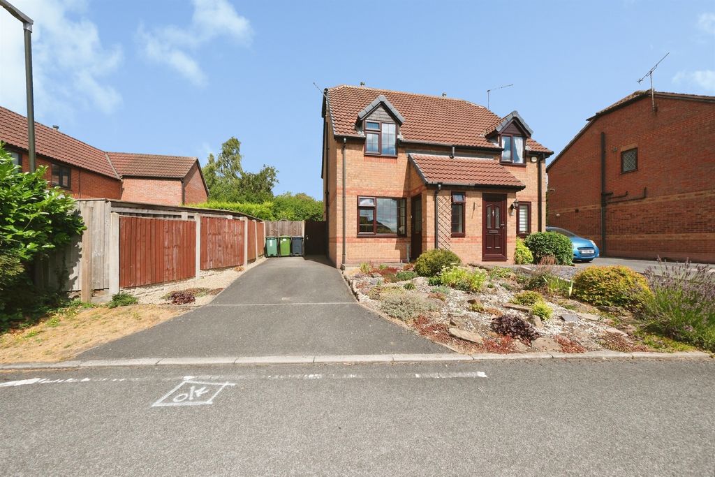 Property photo 1 of 13