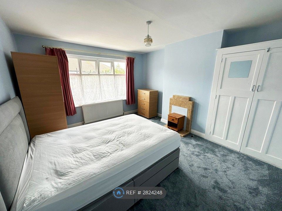 Property photo 2 of 4