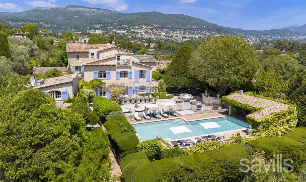 Property photo 1 of 48 An Exceptional Estate In The Heart Of Provence