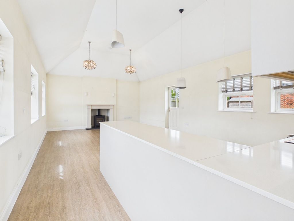 Property photo 2 of 11 Picture No. 05