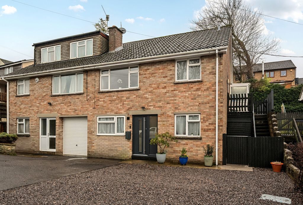 Property photo 1 of 24 1386626-1-693Ff83...