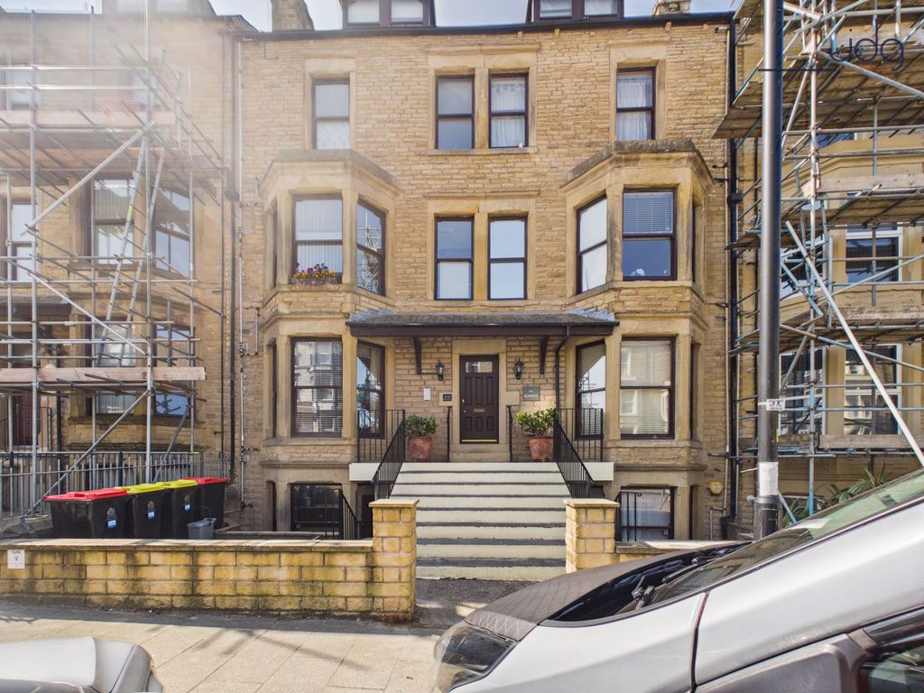 Property photo 1 of 6 Welcome To 21-23 Westend Road