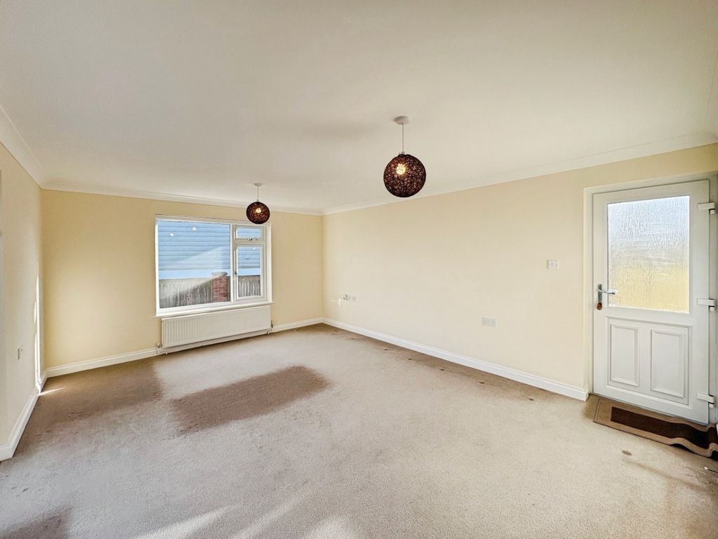 Property photo 3 of 30 4981234