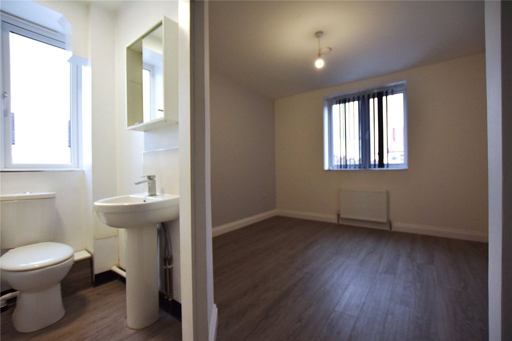 Property photo 2 of 13 Picture No. 06