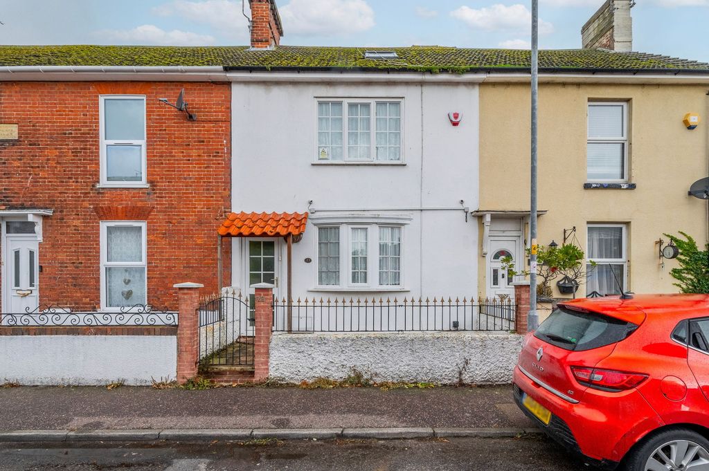 Property photo 1 of 18