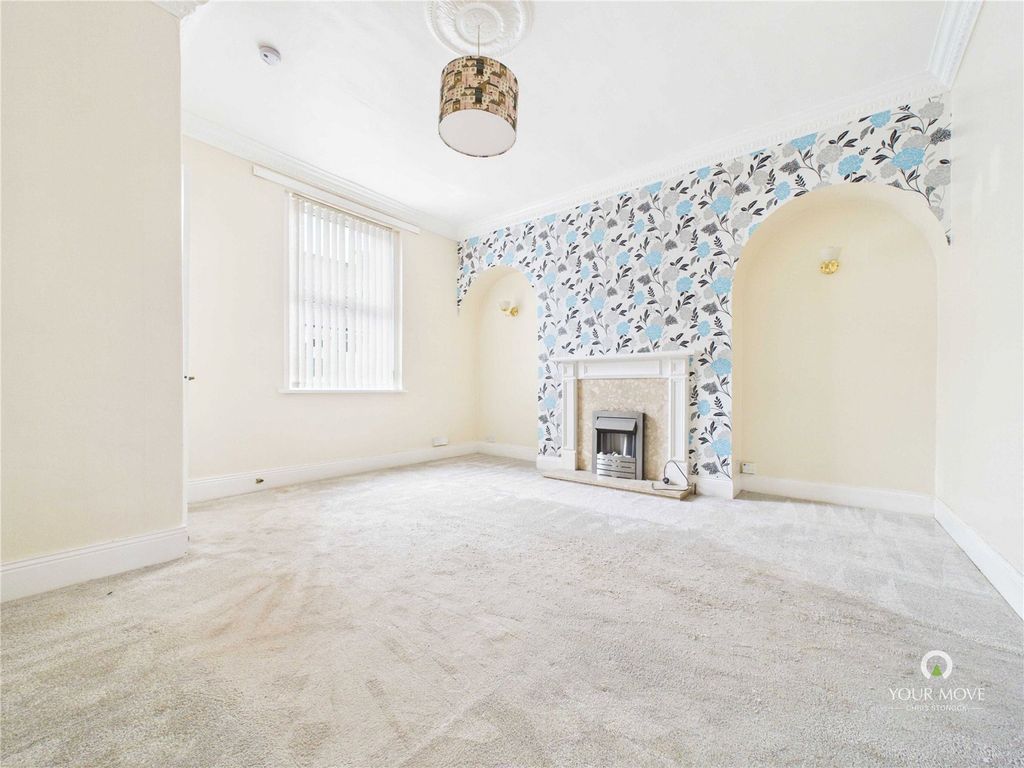 Property photo 2 of 16 Picture No. 03