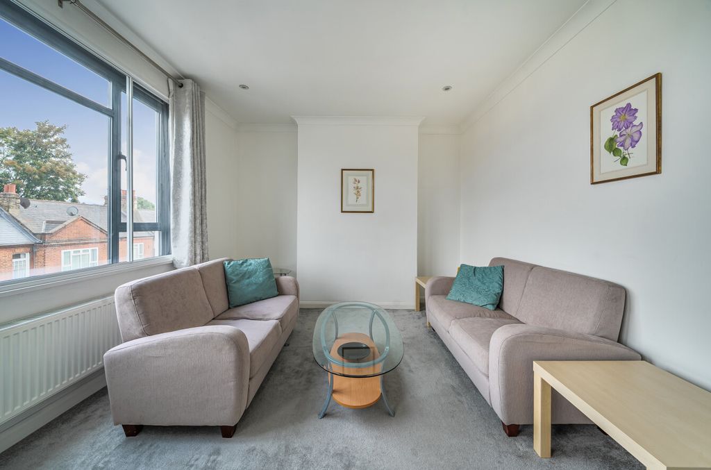 Property photo 2 of 12 1330499-4-688cd97...