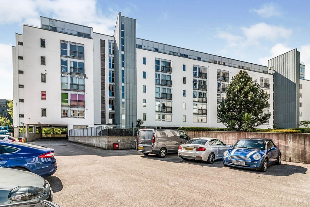 Property photo 1 of 8 Picture No. 16