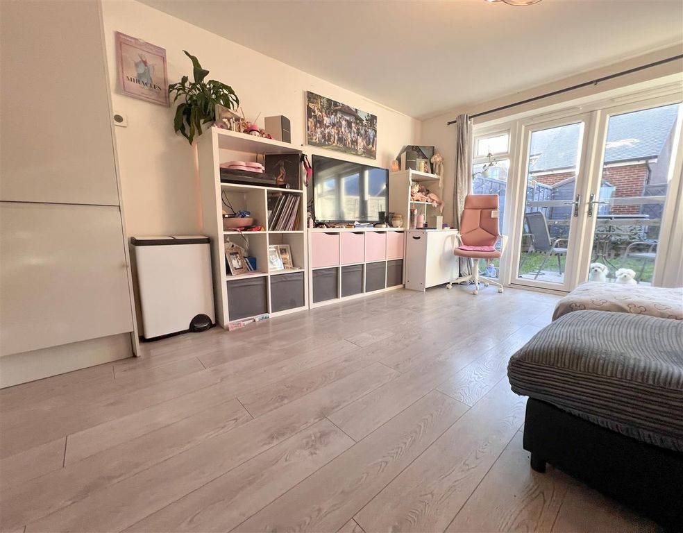 Property photo 3 of 14